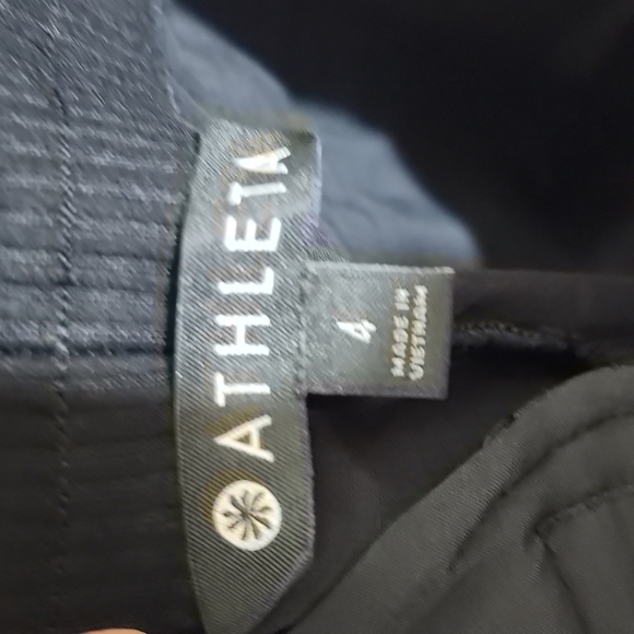 Athleta Black Running Black Shorts Women's Size 4 - Picture 7 of 9